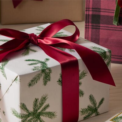 Thymes Frasier Fir Fragranced Wrapping Paper Box with bow